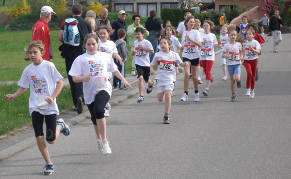 2009 Kirschbluetenlauf2 06 Lauf web